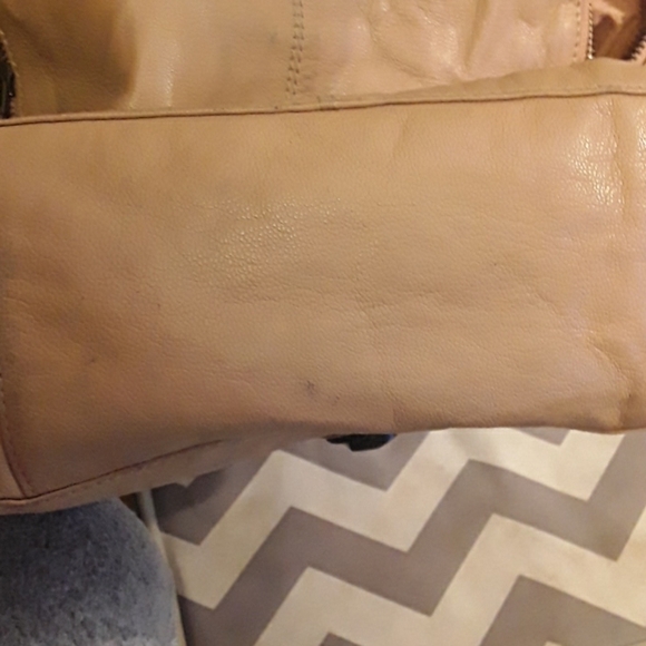 EUC beige leather 'Hibou' box bag - Picture 7 of 8